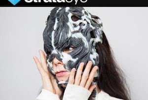 Björk Performs in 3D Printed Mask
