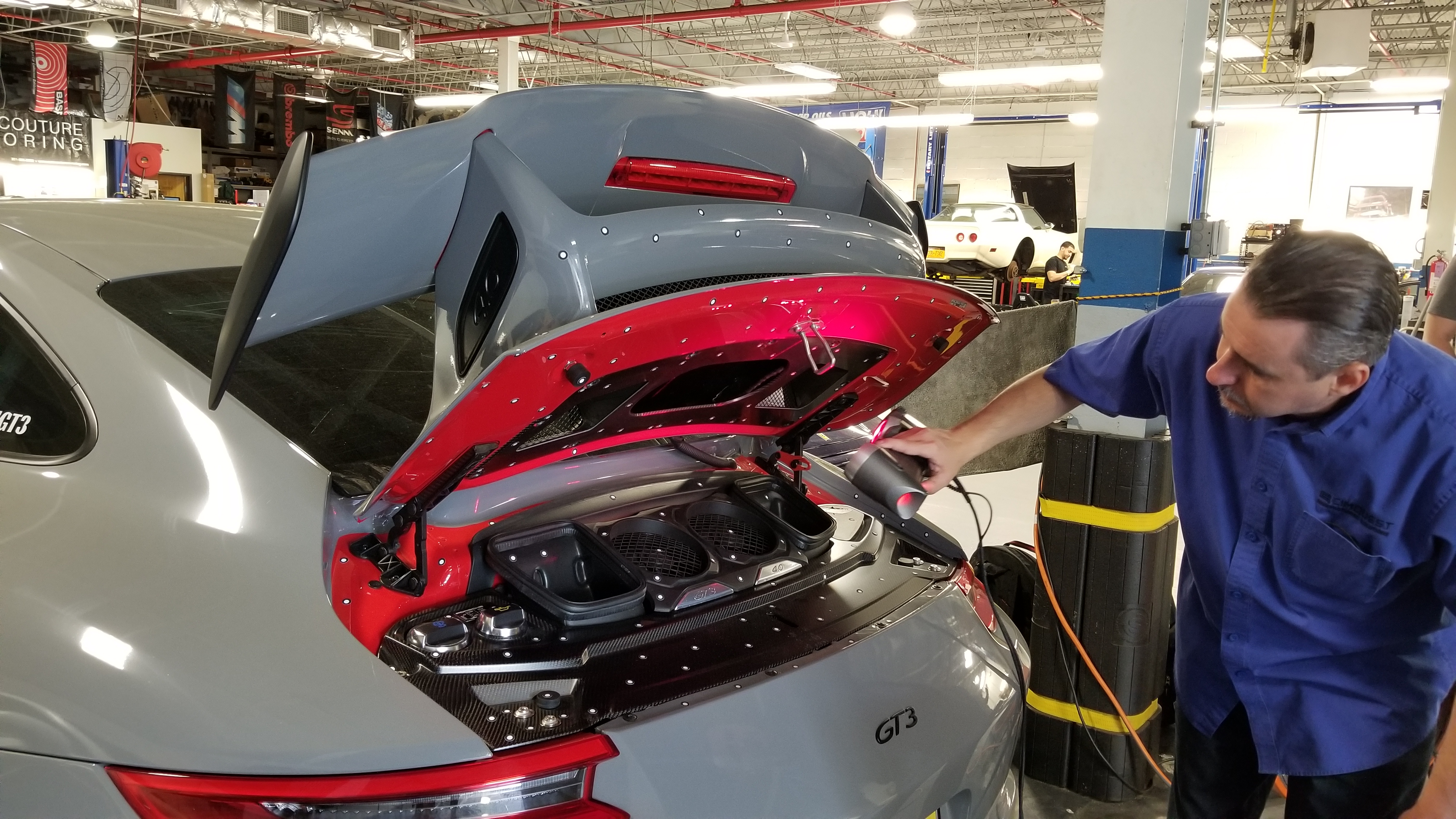 Scanning a Porsche GT3